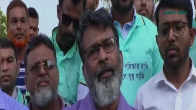 এডিস মশাকে ‘বেয়াদব’ আখ্যা দিলেন ঢাকা বিভাগের অতিরিক্ত কমিশনার