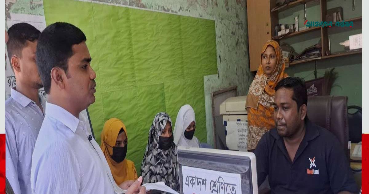 কুষ্টিয়ায় ভর্তির অতিরিক্ত ফি নেওয়ায় ৪ দোকানকে জরিমানা