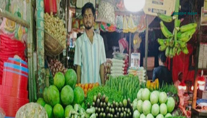 জ্বালানি তেলের দাম বাড়ায় রাজধানীতে সবজির বাজারে চড়া ভাব