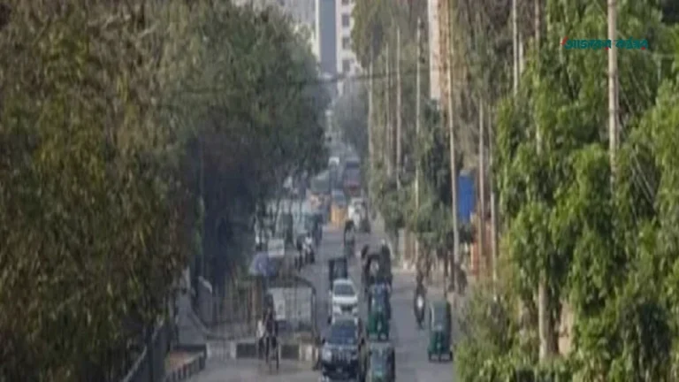 ঢাকার বাতাসে স্বস্তি, দূষণের তালিকায় ৩৯ নম্বরে রাজধানী