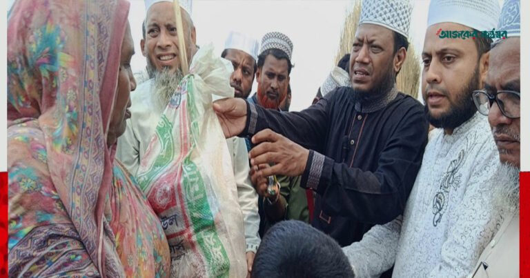 দৌলতপুরে বন্যা দুর্গত ৬০০ পরিবারের মাঝে জামায়াতের ত্রাণ বিতরণ