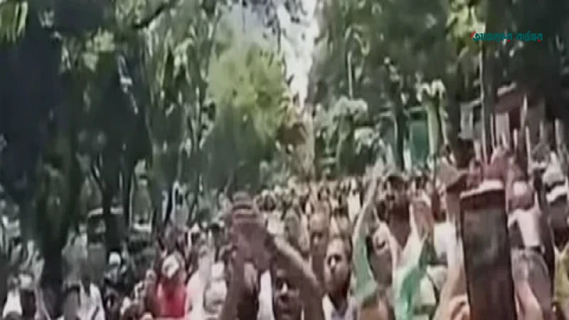 নিষিদ্ধ আ.লীগের ঝটিকা মিছিলে গ্রেপ্তার ১৫ জনের তিন দিনের রিমান্ড