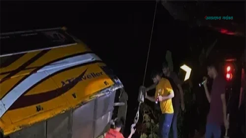 পটুয়াখালীতে বাস-অটোরিকশা সংঘর্ষে মা-মেয়েসহ নিহত ৪