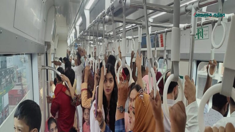মেট্রোরেলে ৩১ কোটি যাত্রী যাতায়াত, আয় বাড়লেও সামনে ঋণের বড় কিস্তি