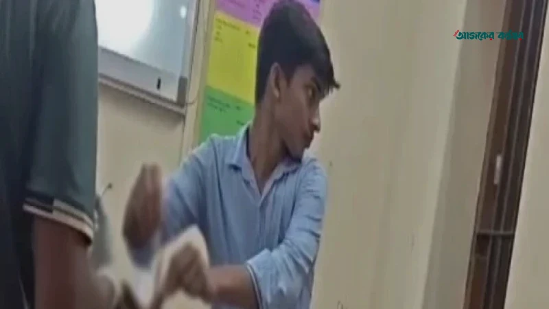 গলাচিপায় মা ইলিশ রক্ষায় অভিযানে গিয়ে জেলেদের হামলায় পুলিশসহ আহত ২