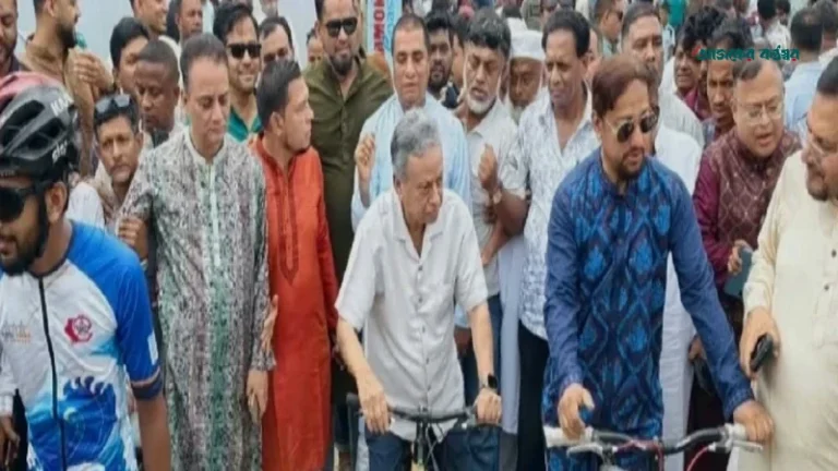 চট্টগ্রামে চালু হলো দেশের প্রথম চার লেনের সাইকেল ট্র্যাক