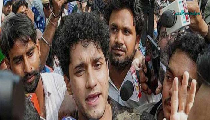 দিল্লি পুলিশকে ২৪ ঘণ্টার আলটিমেটাম ককরোচ জনতা পার্টির