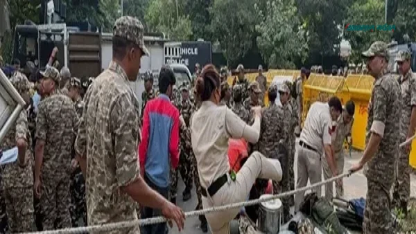 দিল্লিতে সিজেপির বিক্ষোভ পণ্ড, আটক আট হাজারের বেশি