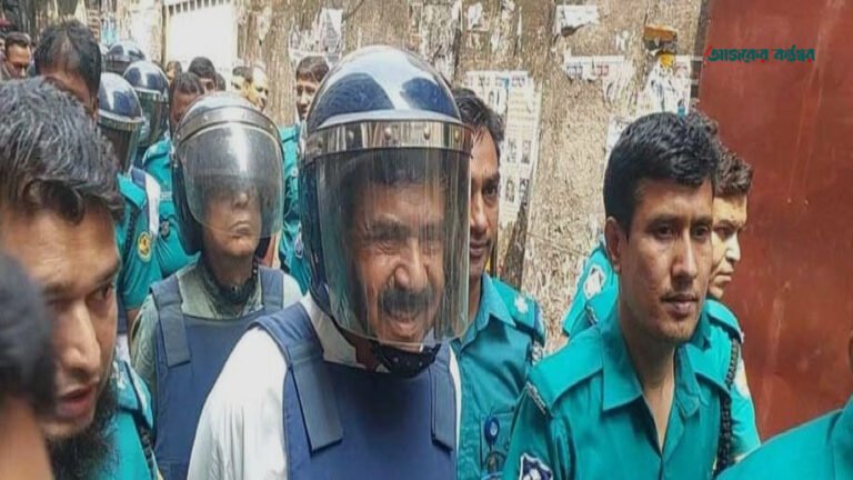 দুদকের মামলায় গ্রেপ্তার সাবেক নৌমন্ত্রী শাজাহান খান ও তার ছেলে
