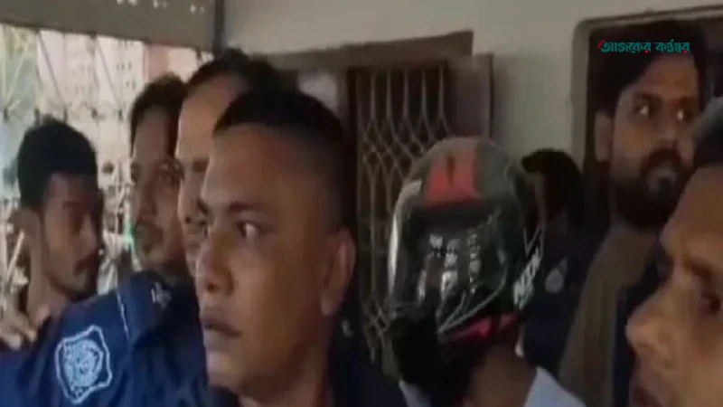 দৌলতপুরে মাদ্রাসাশিক্ষককে গণপিটুনি থেকে বাঁচাতে গিয়ে ওসিসহ ৩ পুলিশ আহত