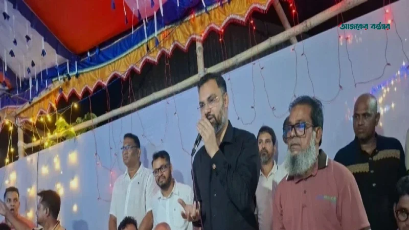 পূজা শেষে মন্দিরের অবকাঠামো সমস্যা সমাধানের আশ্বাস প্রতিমন্ত্রী আমিনুল হকের