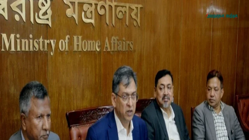 সোমবার ৪৯তম বিসিএসে বাদ পড়াদের প্রজ্ঞাপন, বৈষম্যের অভিযোগ নাকচ